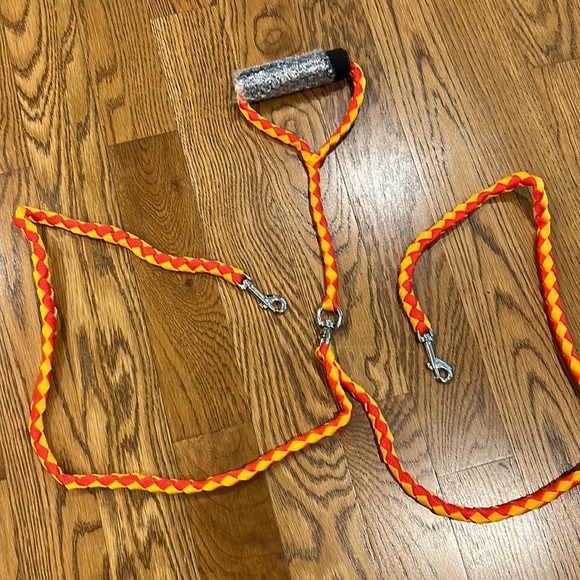 EZ 2 Walk Dual Dog Leash. NEW with tags. - Picture 2 of 8